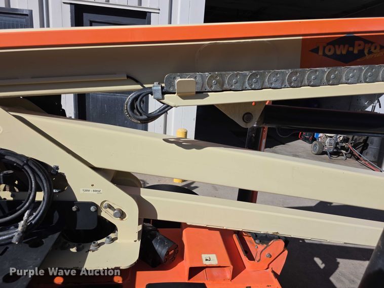 image for item DZ6471 2007 JLG T350 boom lift