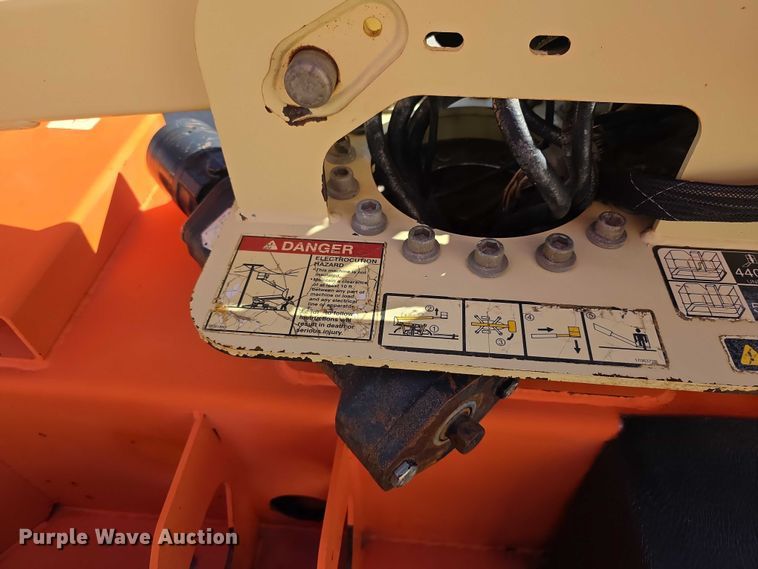 image for item DZ6471 2007 JLG T350 boom lift