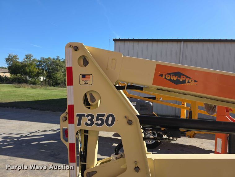 image for item DZ6471 2007 JLG T350 boom lift