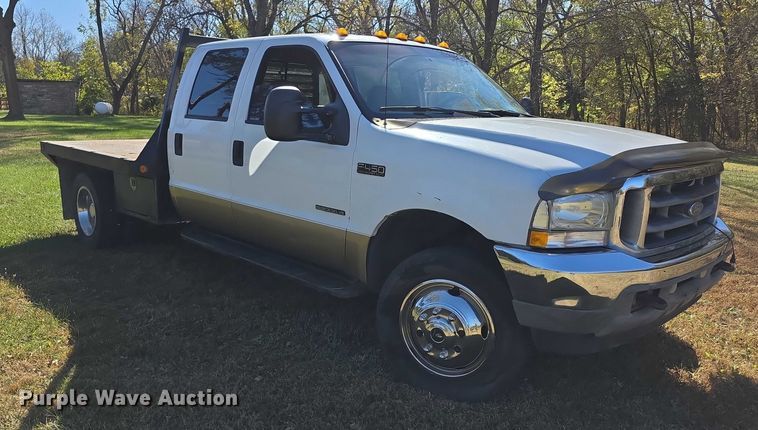 image for item DZ6474 2002 Ford F450 Crew Cab flatbed truck
