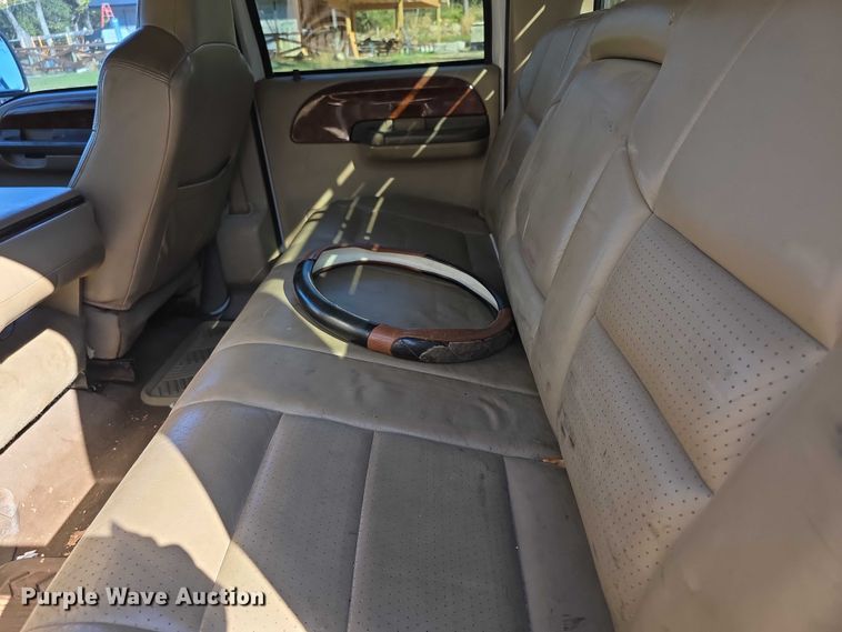 image for item DZ6474 2002 Ford F450 Crew Cab flatbed truck