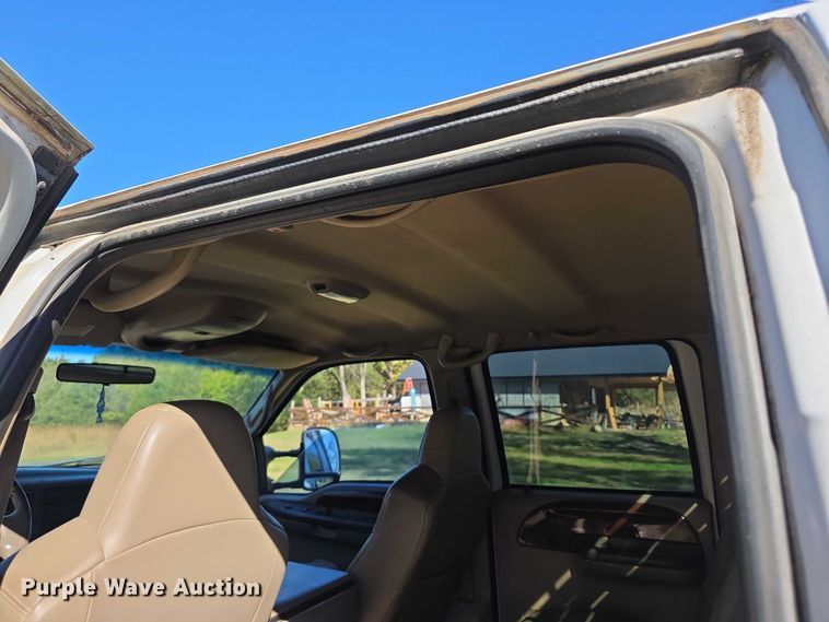 image for item DZ6474 2002 Ford F450 Crew Cab flatbed truck