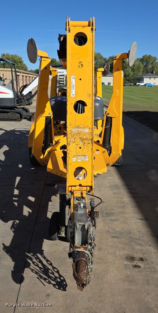 image for item DZ6475 2017 Haulotte 4527A boom lift