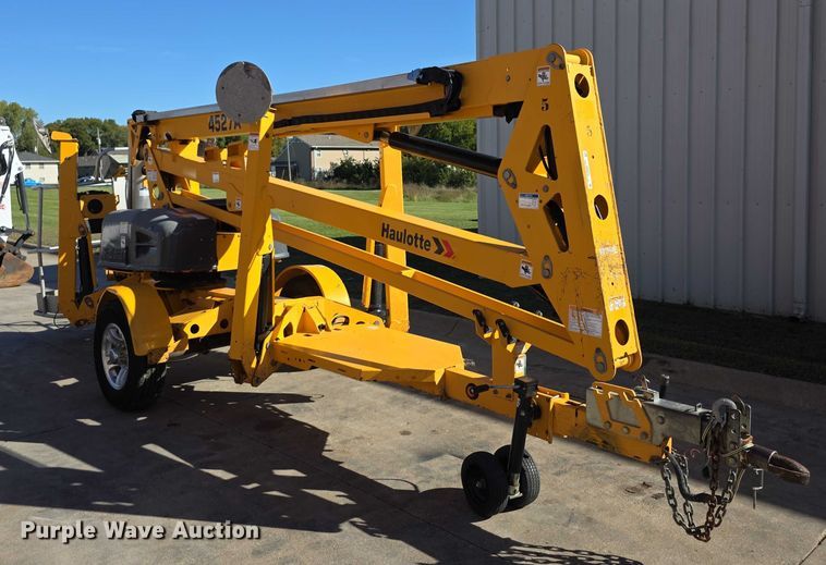 image for item DZ6475 2017 Haulotte 4527A boom lift