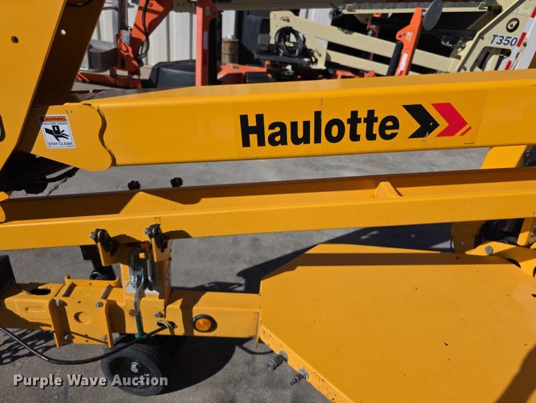 image for item DZ6475 2017 Haulotte 4527A boom lift