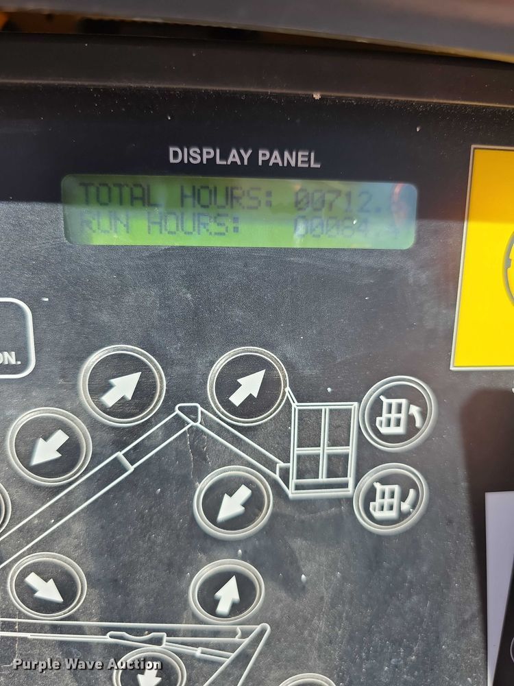 image for item DZ6475 2017 Haulotte 4527A boom lift