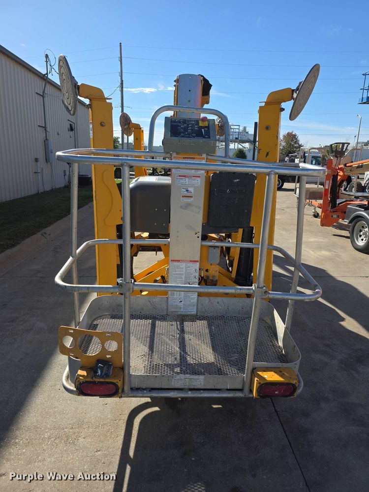 image for item DZ6475 2017 Haulotte 4527A boom lift