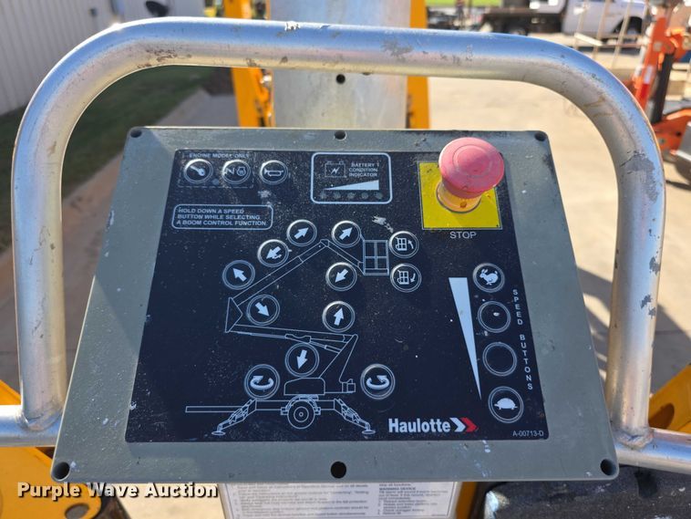 image for item DZ6475 2017 Haulotte 4527A boom lift