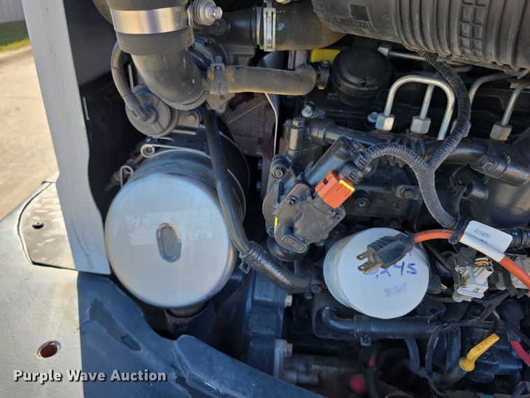 image for item DZ6476 2015 Bobcat E35 mini excavator