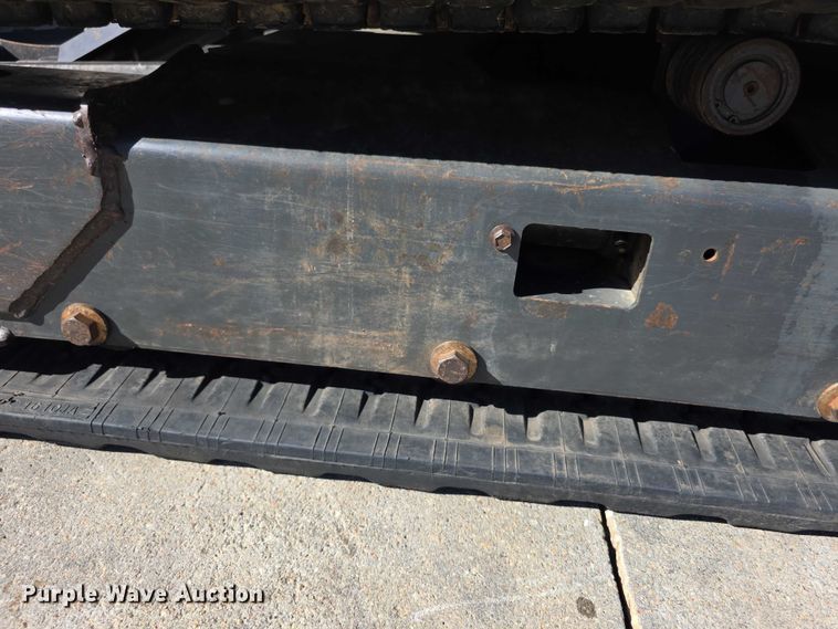 image for item DZ6476 2015 Bobcat E35 mini excavator