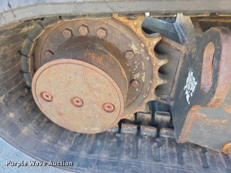 image for item DZ6476 2015 Bobcat E35 mini excavator