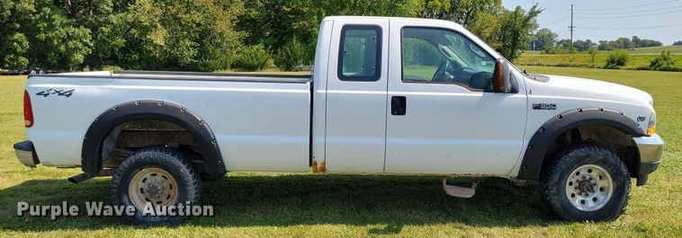 image for item DZ6565 2004 Ford F350 SuperCab pickup truck