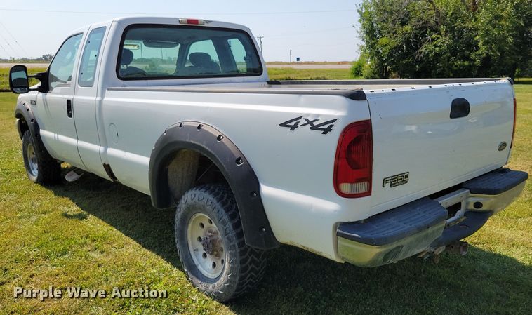 image for item DZ6565 2004 Ford F350 SuperCab pickup truck