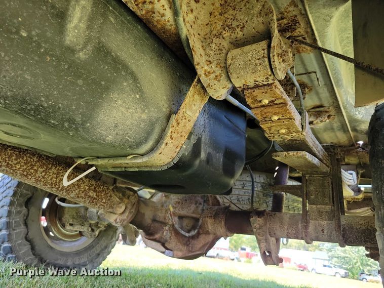 image for item DZ6565 2004 Ford F350 SuperCab pickup truck