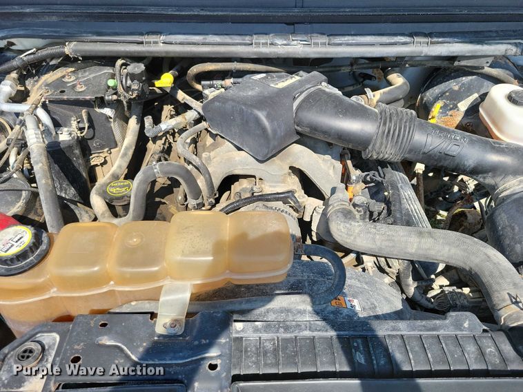 image for item DZ6565 2004 Ford F350 SuperCab pickup truck
