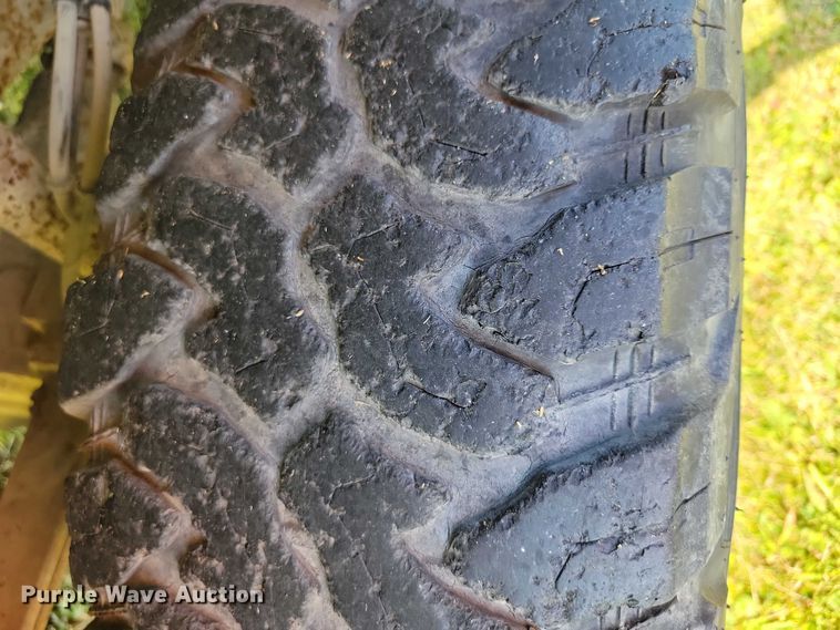 image for item DZ6565 2004 Ford F350 SuperCab pickup truck