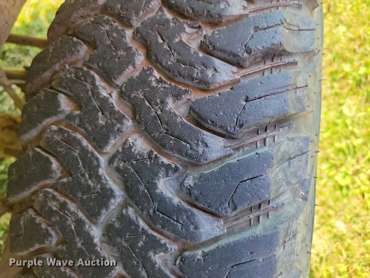 image for item DZ6565 2004 Ford F350 SuperCab pickup truck