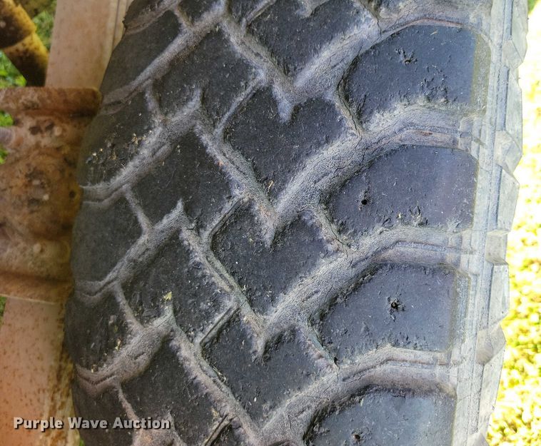 image for item DZ6565 2004 Ford F350 SuperCab pickup truck