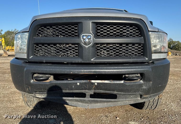 image for item EA1952 2013 RAM 2500 Crew Cab pickup truck