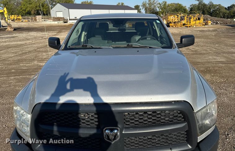 image for item EA1952 2013 RAM 2500 Crew Cab pickup truck