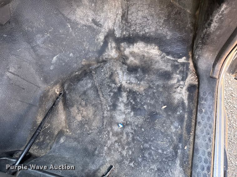 image for item EA1952 2013 RAM 2500 Crew Cab pickup truck