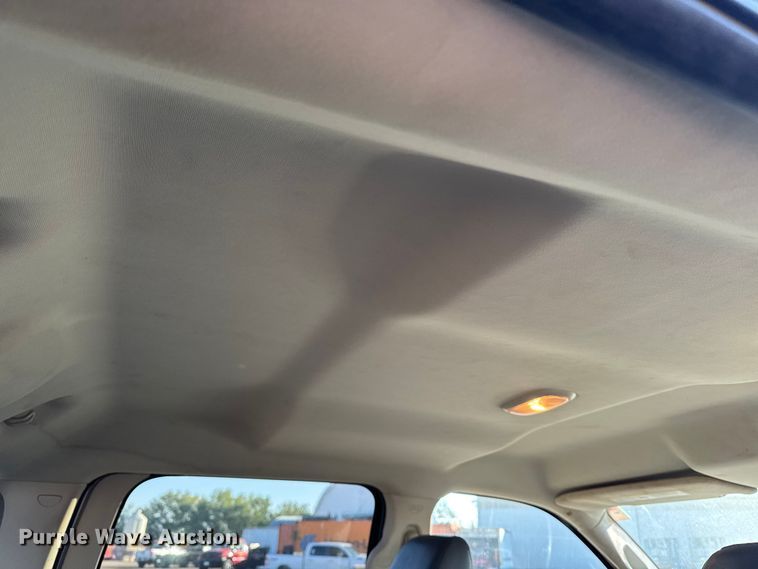 image for item EA1952 2013 RAM 2500 Crew Cab pickup truck