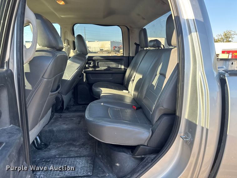 image for item EA1952 2013 RAM 2500 Crew Cab pickup truck