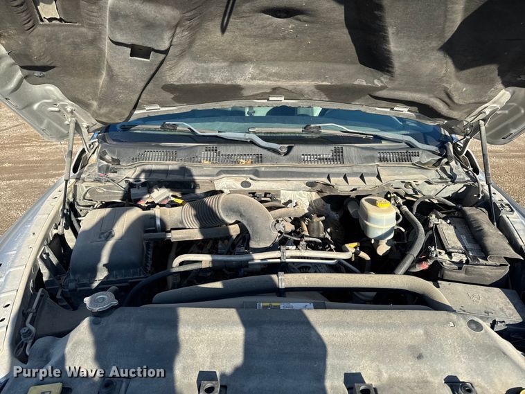 image for item EA1952 2013 RAM 2500 Crew Cab pickup truck