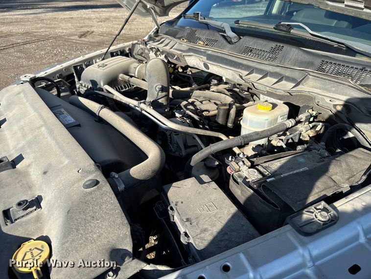 image for item EA1952 2013 RAM 2500 Crew Cab pickup truck