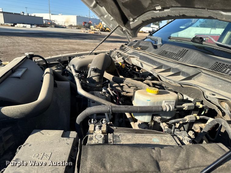 image for item EA1952 2013 RAM 2500 Crew Cab pickup truck