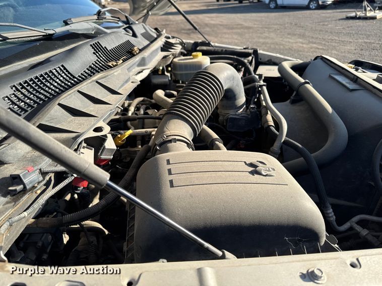 image for item EA1952 2013 RAM 2500 Crew Cab pickup truck