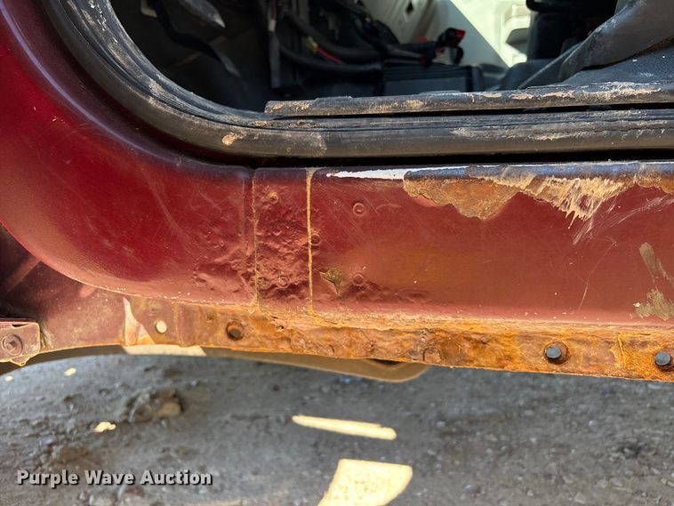 image for item EA6989 2012 Ford F350 Super Duty SuperCab flatbed pickup truck