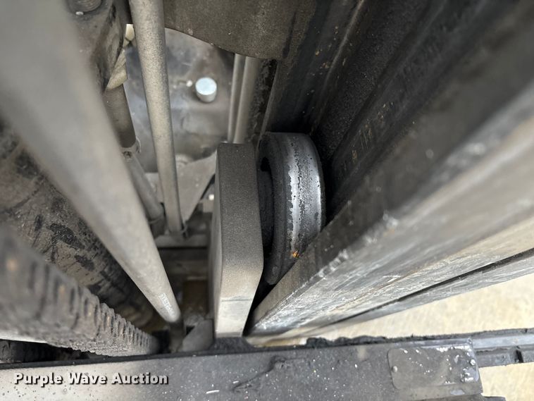 image for item EA7040 2017 UniCarriers PF50 forklift