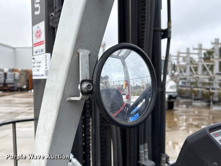 image for item EA7040 2017 UniCarriers PF50 forklift