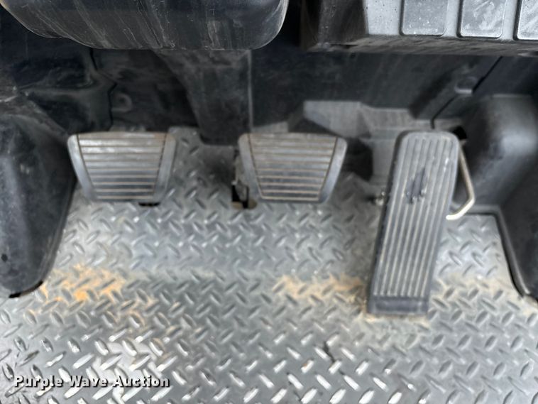 image for item EA7040 2017 UniCarriers PF50 forklift