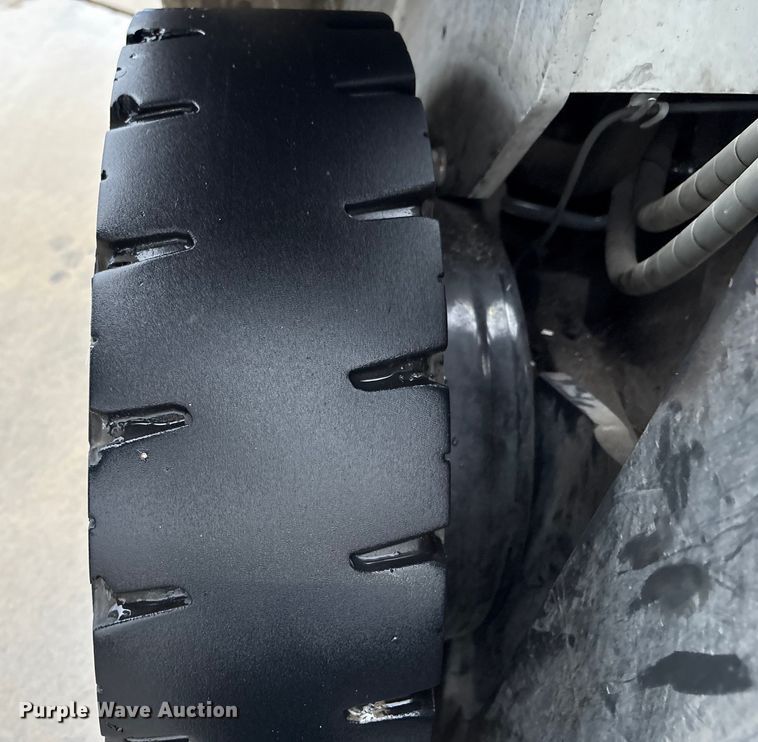 image for item EA7040 2017 UniCarriers PF50 forklift