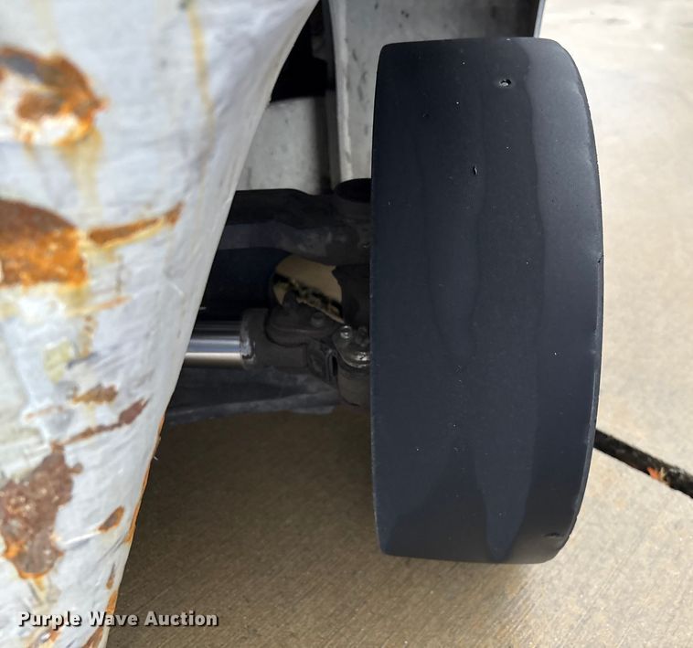 image for item EA7040 2017 UniCarriers PF50 forklift