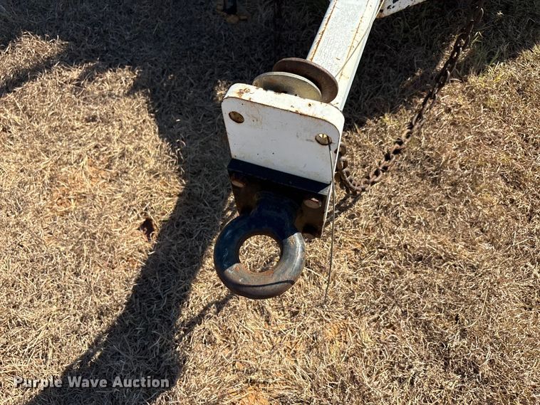 image for item EA7593 2009 Altec Altec wood chipper