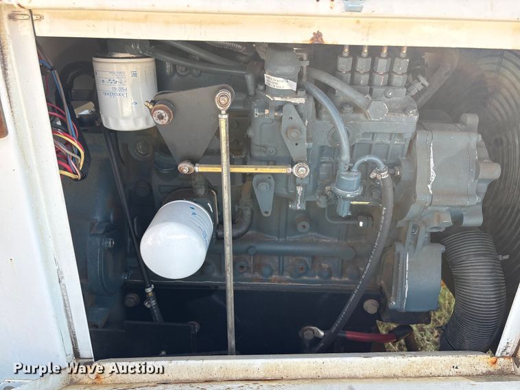 image for item EA7593 2009 Altec Altec wood chipper