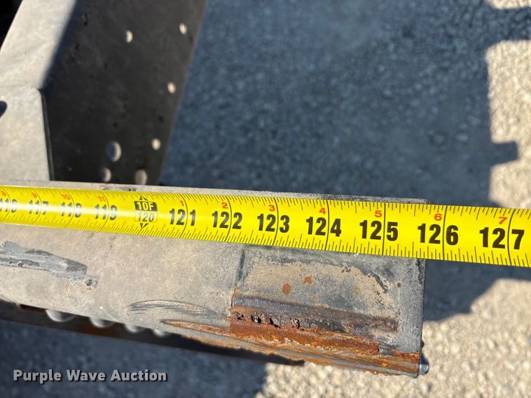 image for item EA7594 1996 GMC C6 truck cab and chassis