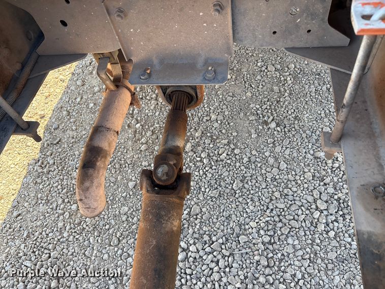 image for item EA7594 1996 GMC C6 truck cab and chassis