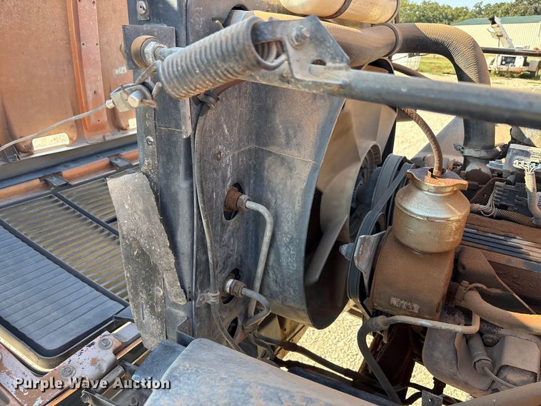 image for item EA7594 1996 GMC C6 truck cab and chassis