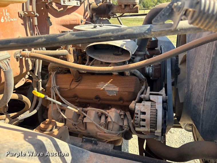 image for item EA7594 1996 GMC C6 truck cab and chassis