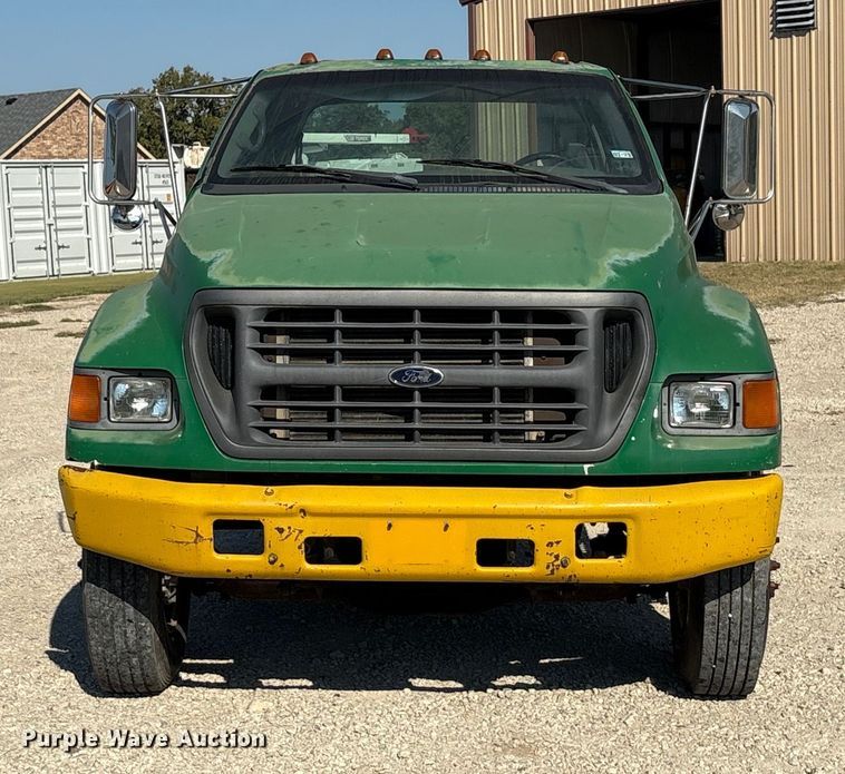 CAMIóN CHASIS 2002 FORD F650