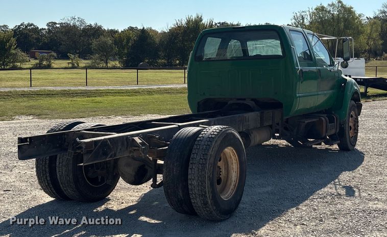 CAMIóN CHASIS 2002 FORD F650