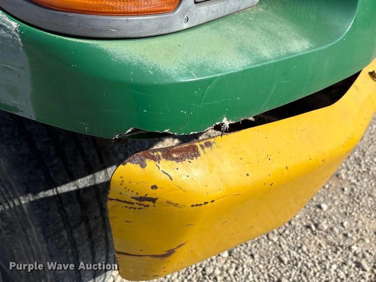 image for item EA7595 2002 Ford F650 Crew Cab truck cab and chassis