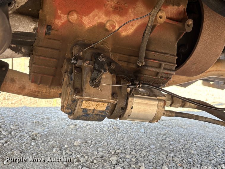 image for item EA7595 2002 Ford F650 Crew Cab truck cab and chassis