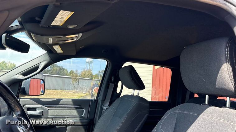 image for item EA7602 2019 RAM 2500 Crew Cab pickup truck