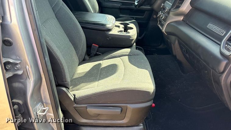 image for item EA7602 2019 RAM 2500 Crew Cab pickup truck