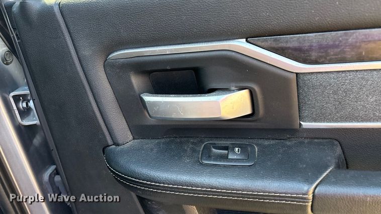 image for item EA7602 2019 RAM 2500 Crew Cab pickup truck